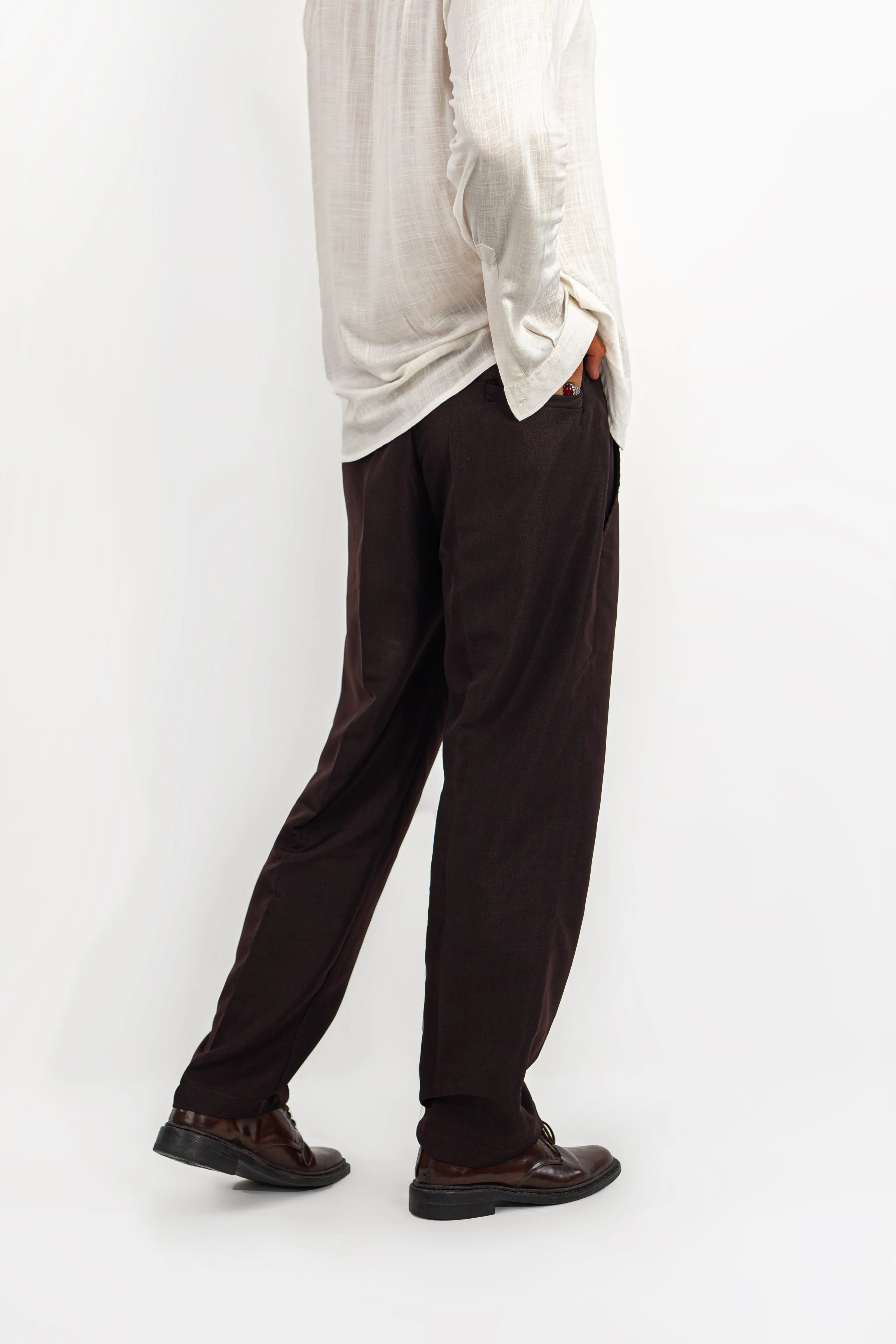 Cocoa Textured Pleated Pants