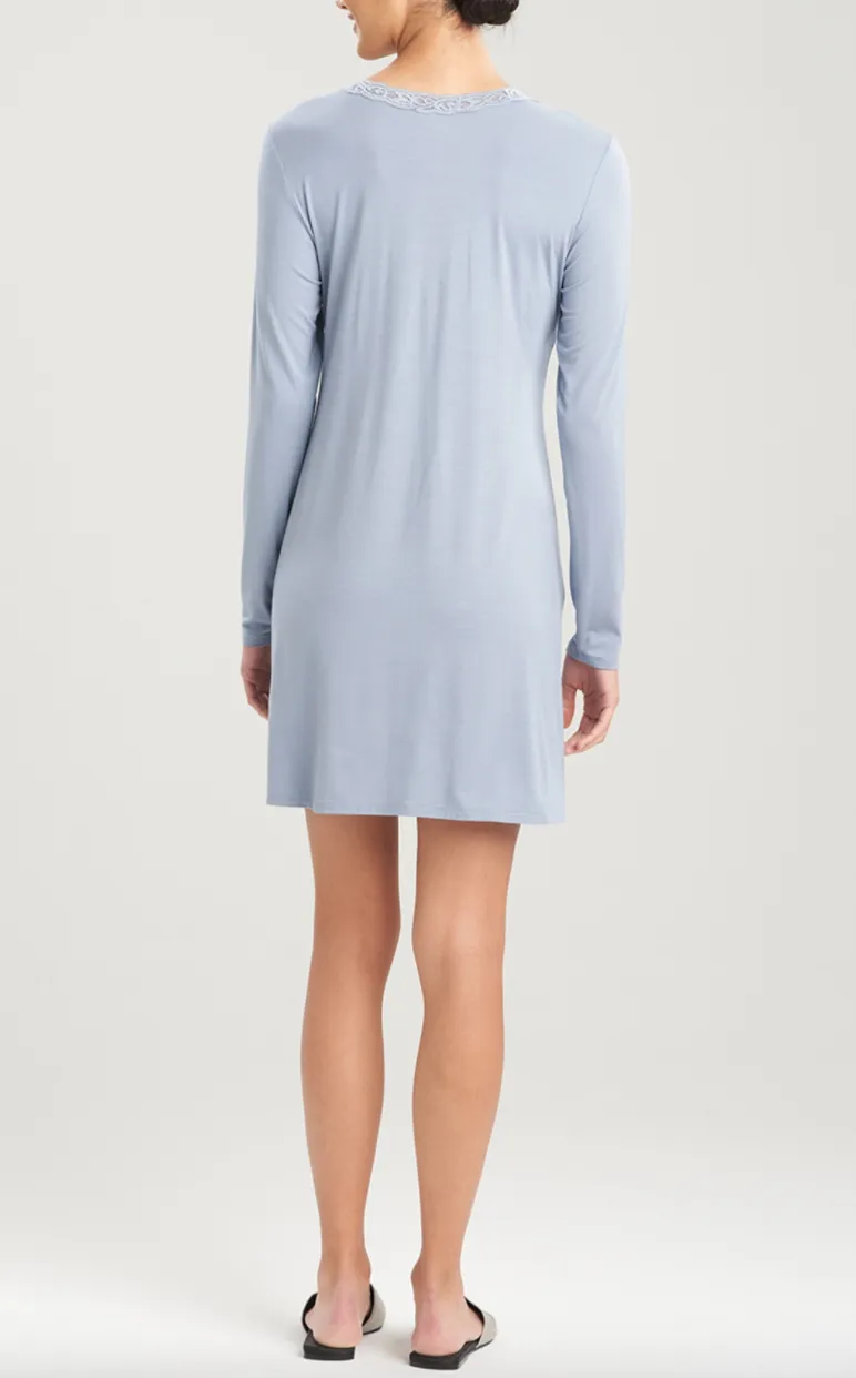 FEATHERS Essentials Sleepshirt in Windy Blue