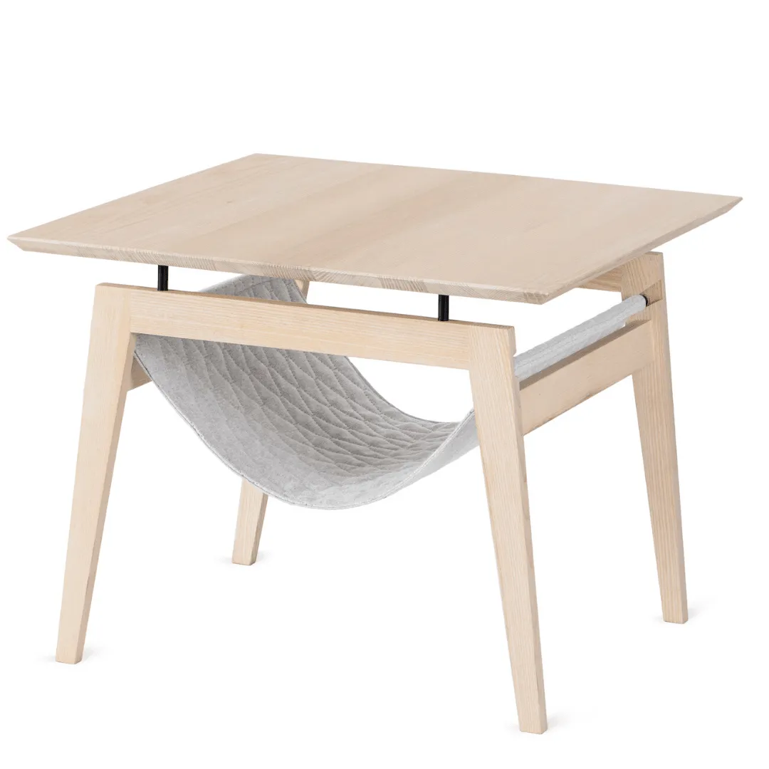 KIKKO Pet Table By Labbvenn