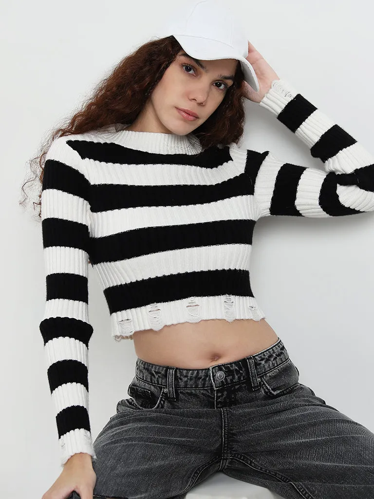 Nuon Black & White Striped Knitted Cropped Sweater