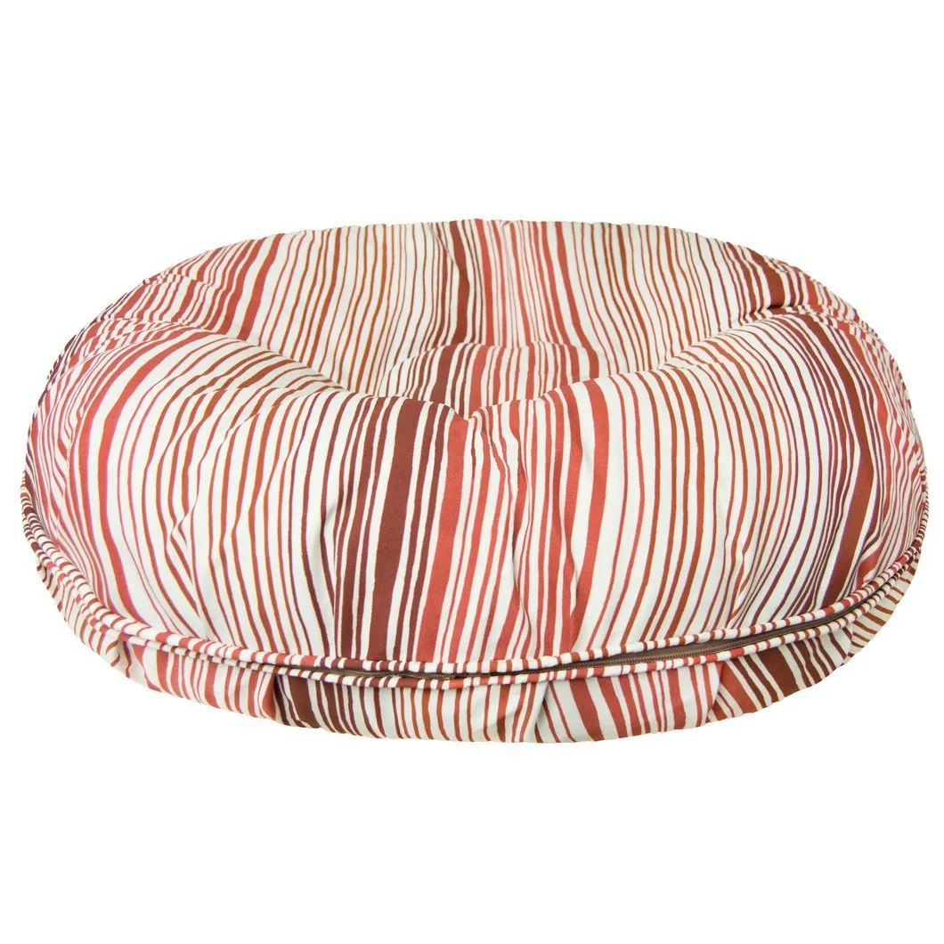 Outdoor Bagel Dog Bed Lake House
