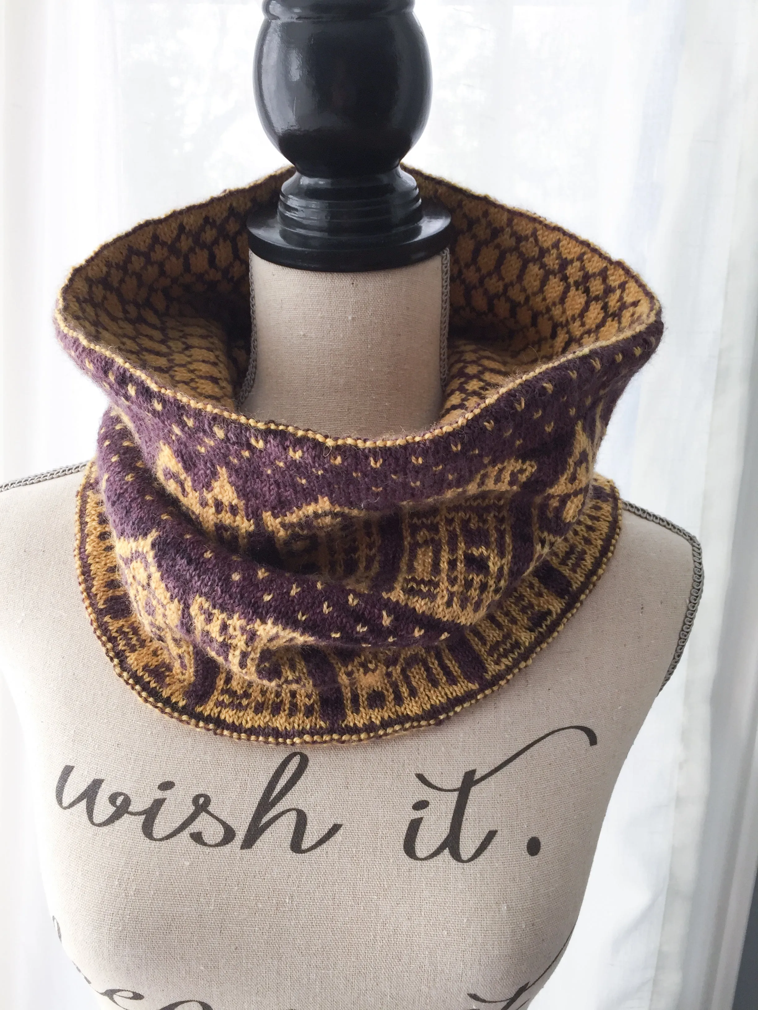 Painted Ladies Cowl Knitting Pattern (PDF) by Phibersmith Designs