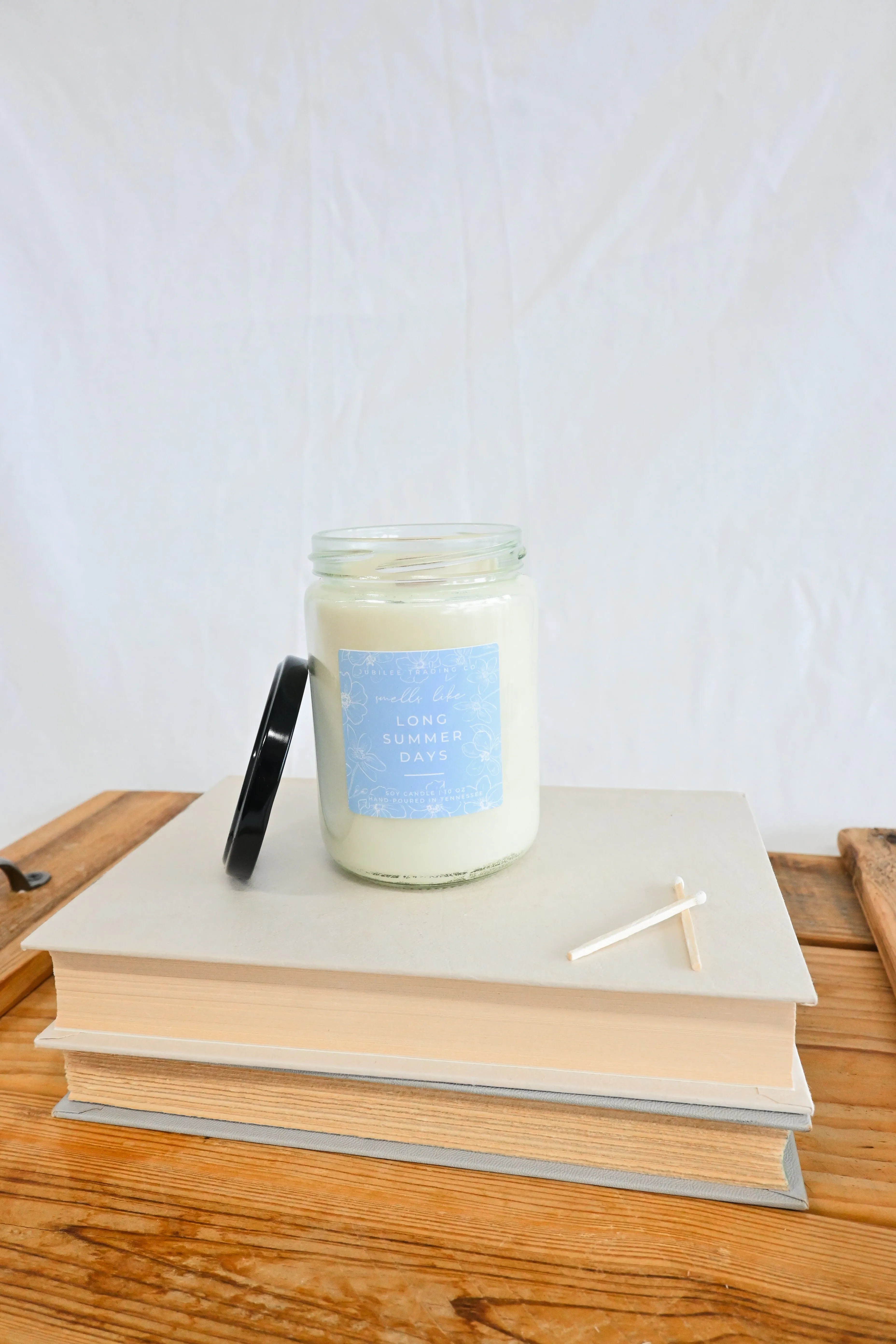 "Long Summer Days" Candle